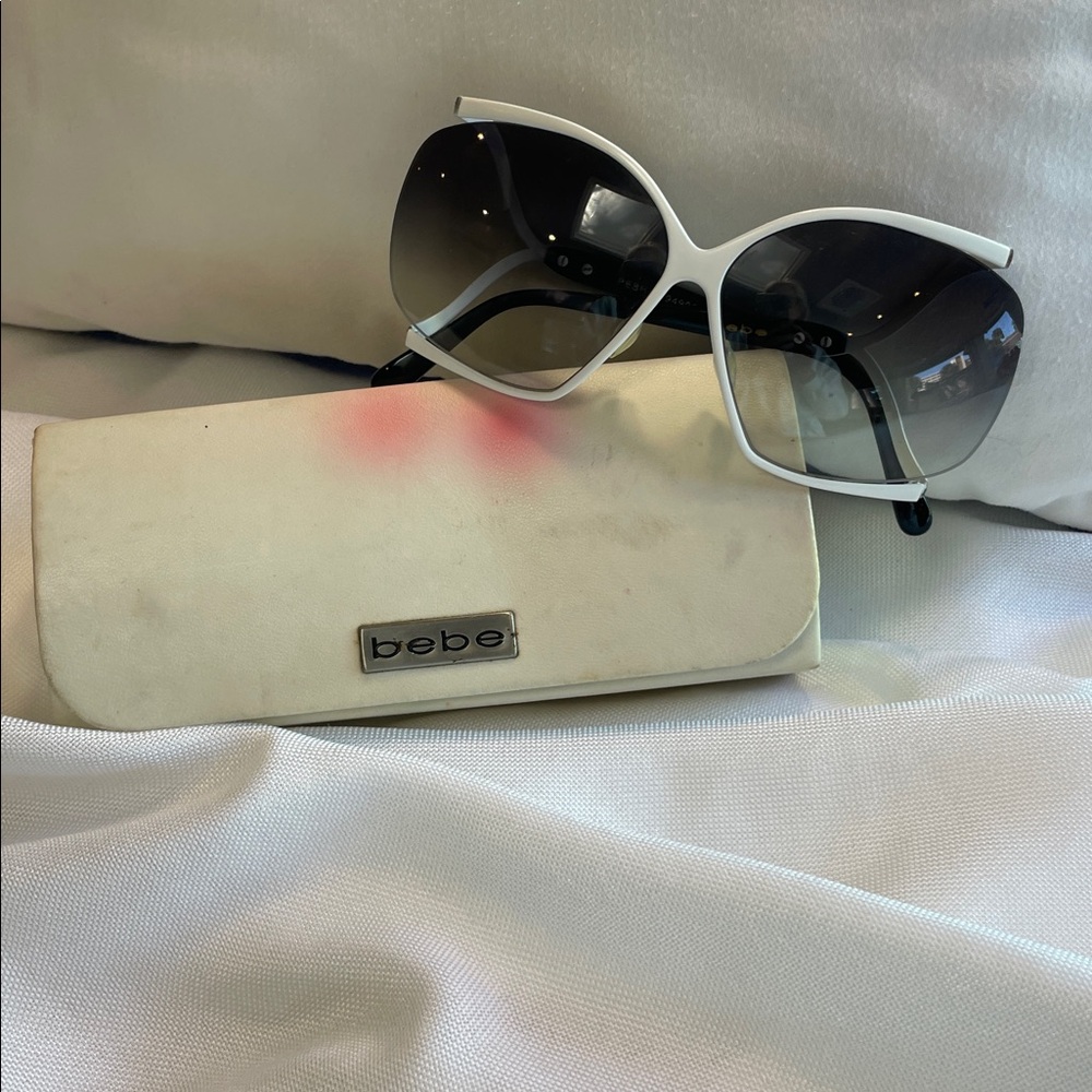 Bebe Elegant White Sunglasses With Case. - image 4